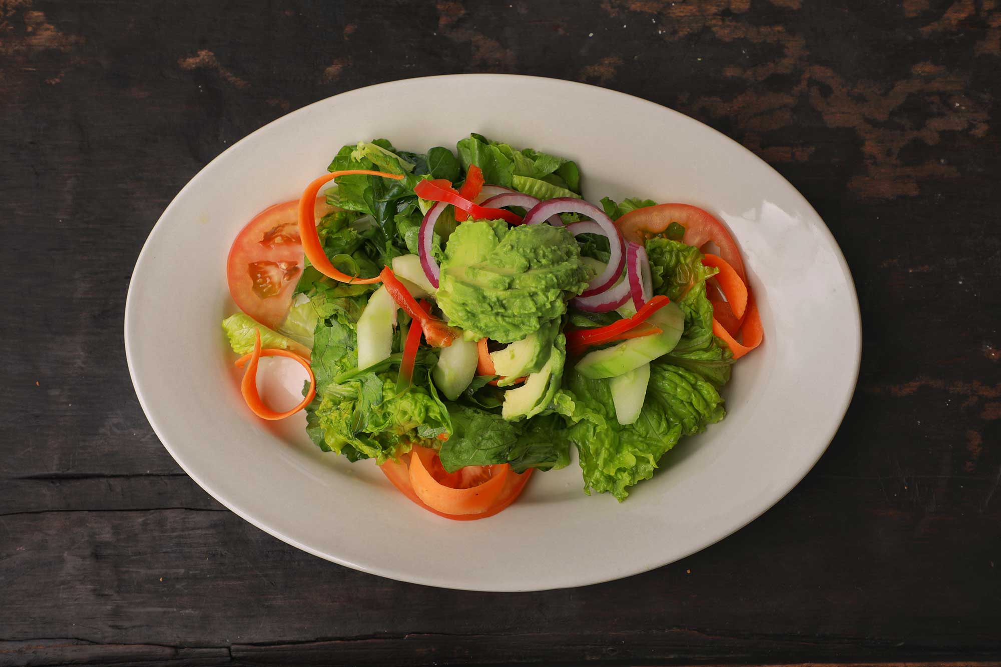 Ensalada de la casa restaurante en antigua guatemala