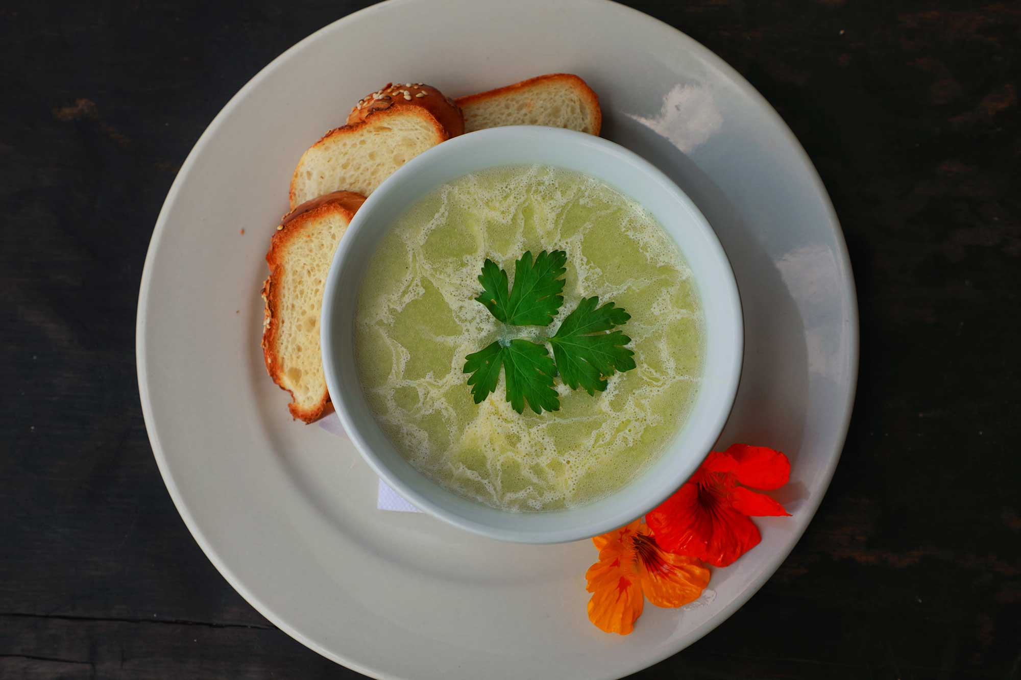 Sopa del día restaurante en antigua guatemala